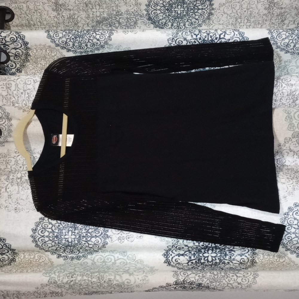 HARLEY DAVIDSON Black, long sleeve, sequin, Harley Davidson of Utica NY on back